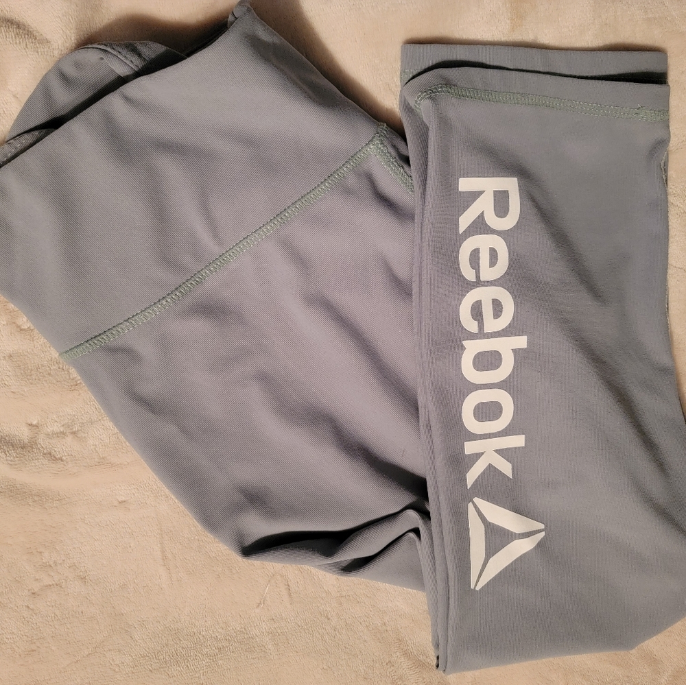 Reebok capri
